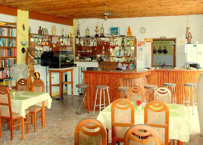 Lapu-lapu & Restaurant Zajazd *
